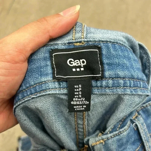 Gap  shortall overalls - Picture 7 of 7